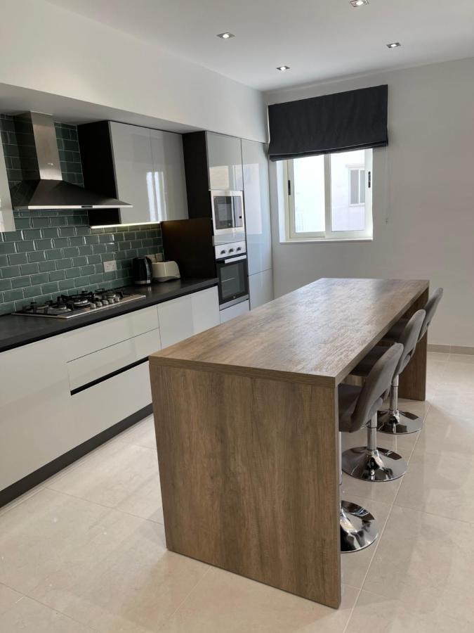 Sunset Modern Apt Near The Beach Birżebbuġa Extérieur photo
